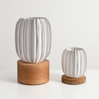 steiraFORM Tischlampe Erle/Clear und Teelichtlampe zum Größenvergleich